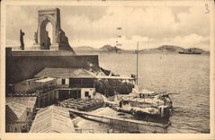 CPA Marseille La Corniche vue vers les Iles 