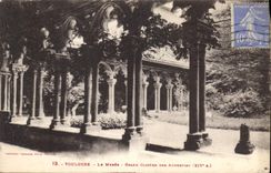 CPA Toulouse Le Musee Grand Cloitre des Augustins 