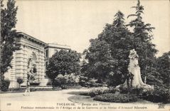 CPA Toulouse Jardin des Plantes Fontaine monumentale de l'Ariege et de la Garonne et la Statue d'Arm