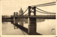 CPA Toulouse Hte Garonne Le Pont St Pierre et Dome de l'Eglise 