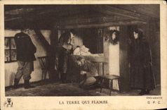 CPA La Terre Qui Flambe 