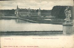 CPA Chantilly Le Vue Chateau et des Pieces d'Eau du Parc 