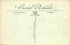 CPA Chateau de Chantilly Vue generale prise du Chateau d'Enghien 