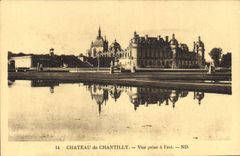CPA Chateau de Chantilly Vue prise a l'est 