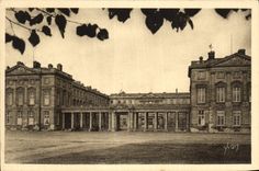 CPA Chateau de Compiegne Facade du Chateau 