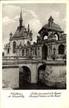 CPA Chateau de Chantilly Entree principale et la Chapelle 