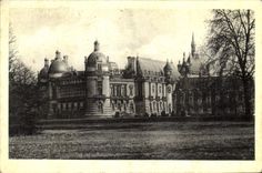 CPA Chantilly Le Chateau Vue prise du Jardin anglais 