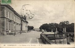 CPA Compiegne Le Chateau et les Terrasses 