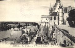 CPA Amboise Vue de la Loire sur la Terrasse du Chateau 