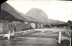 CPA Grenoble Le Pont Suspendu 