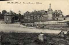 CPA Chantilly vue generale du Chateau 