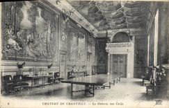 CPA Chateau de Chantilly la Galerie des Cerfs 