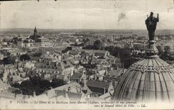 CPA Tours le Dome de la Basilique Saint Martin et vue generale vers le Nouvel Hotel de Ville 