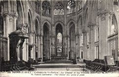 CPA Tours I et L Cathedrale St Gatien le Choeur et les Vitraux 