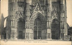 CPA Tours Portail de la Cathedrale 