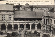 CPA Tours I et L cloitre de la Pasalette Xv et XVi siecles vue d'ensemble promenoirs et escalier 