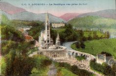 CPA Lourdes la Basilique vue prise du Fort 