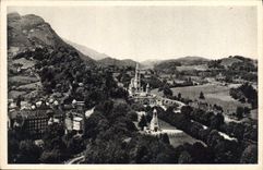 CPA Lourdes La Basilique et le Valvaire vus du Chateau Fort 