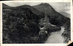 CPA Pyrenees Ocean Lourdes le Gave et la Basilique 