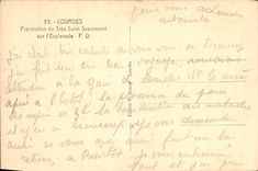 CPA Lourdes Procession du Tres Saint Sacrement sur l'Esplanade 