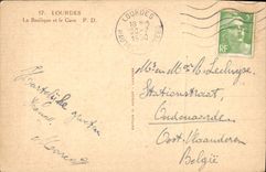 CPA Lourdes la Basilique et le Gave 