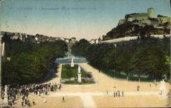 CPA Lourdes l'Esplanade et le Chateau 