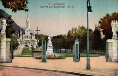CPA Lourdes Entree de l'Esplanade 