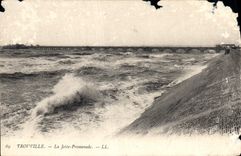 CPA Trouville La Jetee Promenade 