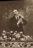 CPA Homme Fleurs