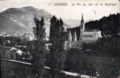 CPA Lourdes Le Pic du Jer et la Basilique 