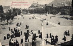 CPA Lourdes L'Emplanade 