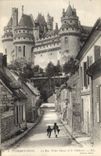 CPA Pierrefonds La Rue Notre Dame et le Chateau 