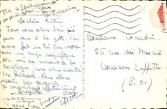 CPA Lourdes La Basilique et le Monument aux Morts 