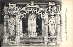 CPA Figure du Mausolee de Philibert de Brou 