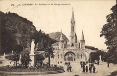 CPA Lourdes La Basilique et la Vierge couronnee 