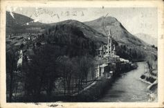 CPA Lourdes La Basilique et le monument interallie 
