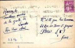 CPA Lourdes Interieur de la Grotte Miraculeause 