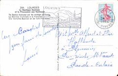 CPA Lourdes La Basilique illuminee et la Procession aux flambeaux 