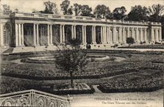 CPA Versailles Le Grand Trianon et les Jardins 