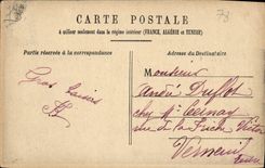 CPA Versailles le Chateau Entree de la cour d'Honneur de Grand Trianon 