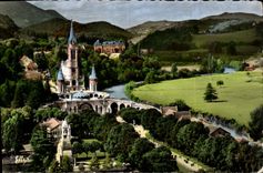 CPA Lourdes La Basilique et le Monument Inerallie vus du Chateau fort 