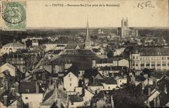 CPA Troyes Panorama Est Vue prise de la Madeleine 