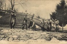 CPA Lourdes La me Station du Calvaire Jesus tombe sous le poids de sa Croix 