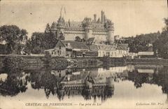 CPA Chateau de Pierrefonds vue prise du Lac 