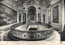 CPA Chateau de Chantilly L'Escalier d'Honneur et le Vestibule 