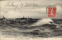 CPA Cabourg Les Cotes de la Manche Effet de Vague au large Bateau