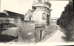 CPA Caen La Tour des Gens d'Armes 