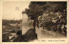 CPA Dreux Chemin de ronde du Chateau 