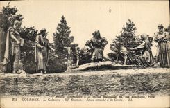 CPA Lourdes le Calvaire XI station Jesus attache a la Croix 