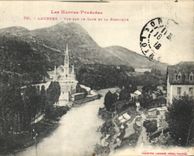 CPA Les Hautes Pyrenees Lourdes vue sur la Fave et la Basilique 